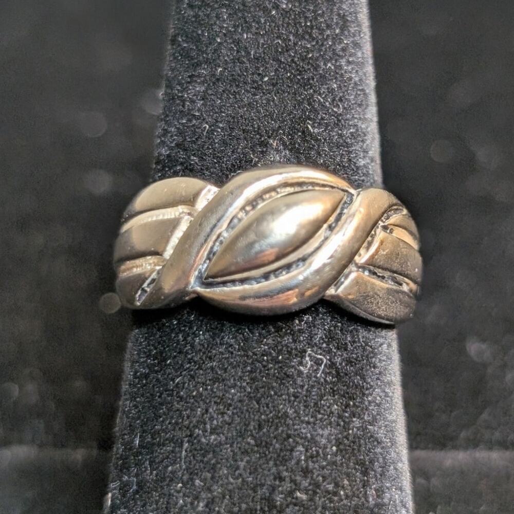 Vintage 925 Sterling Silver Knot/Crossover Ring Size 8